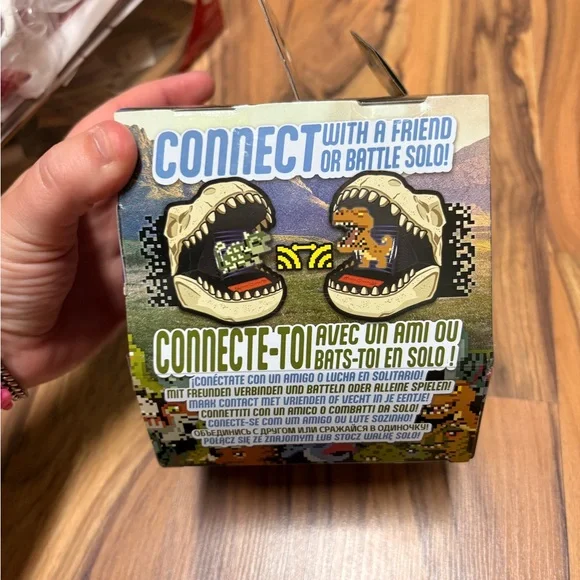 Bitzee Jurassic World edition - Picture 10 of 10